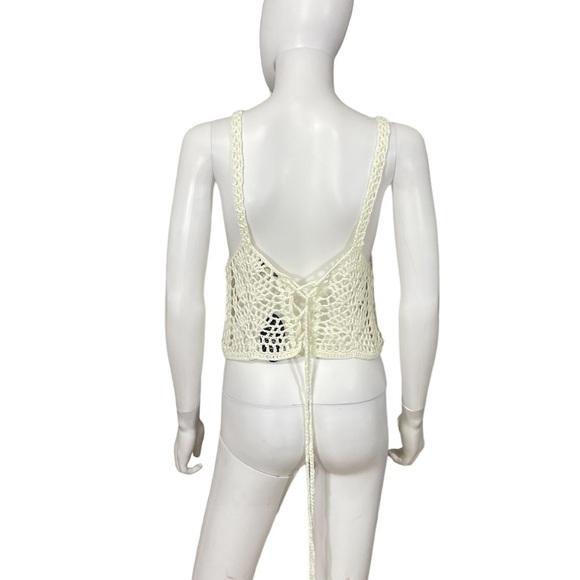 Cozy Casual Ivory Crochet Knit Tank Top
New - Picture 4 of 6